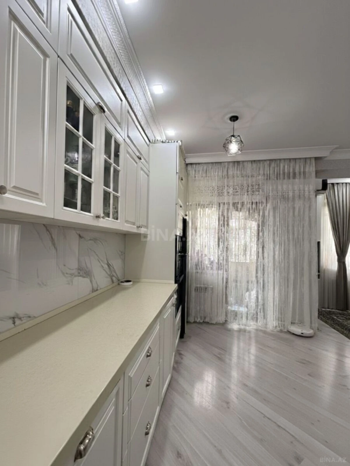 Satılır 2 otaqlı mənzil 56.7 m²