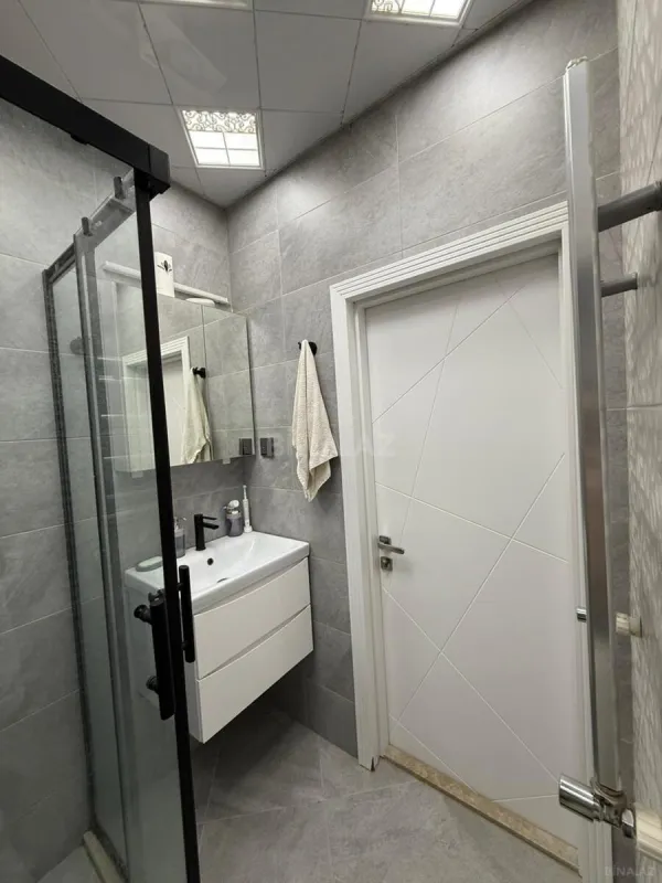 Satılır 2 otaqlı mənzil 56.7 m²