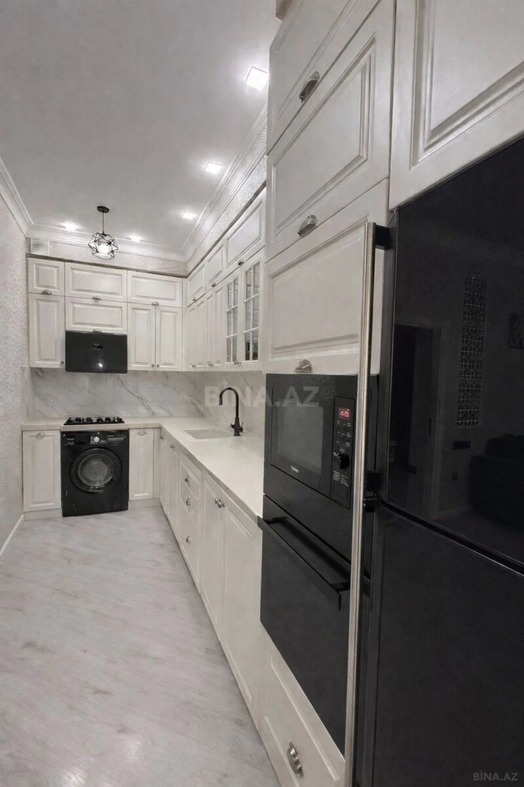 Satılır 2 otaqlı mənzil 56.7 m²