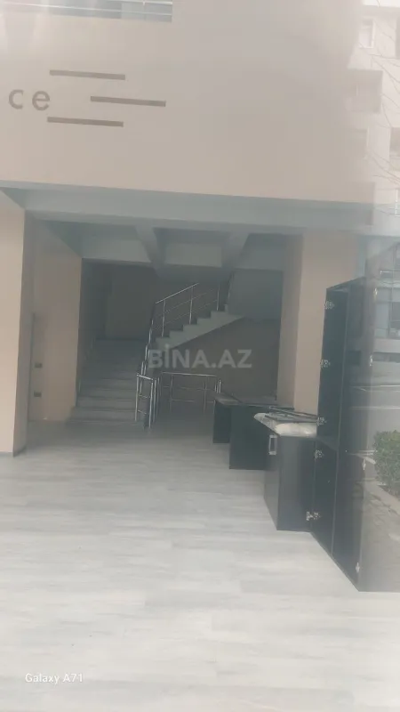 Kirayə verilir obyekt 374 m²