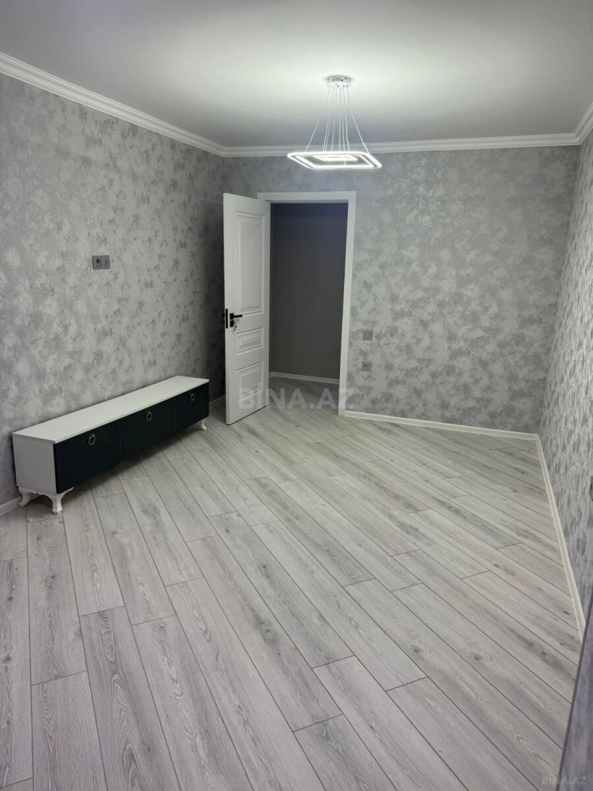 Satılır 2 otaqlı mənzil 59 m²