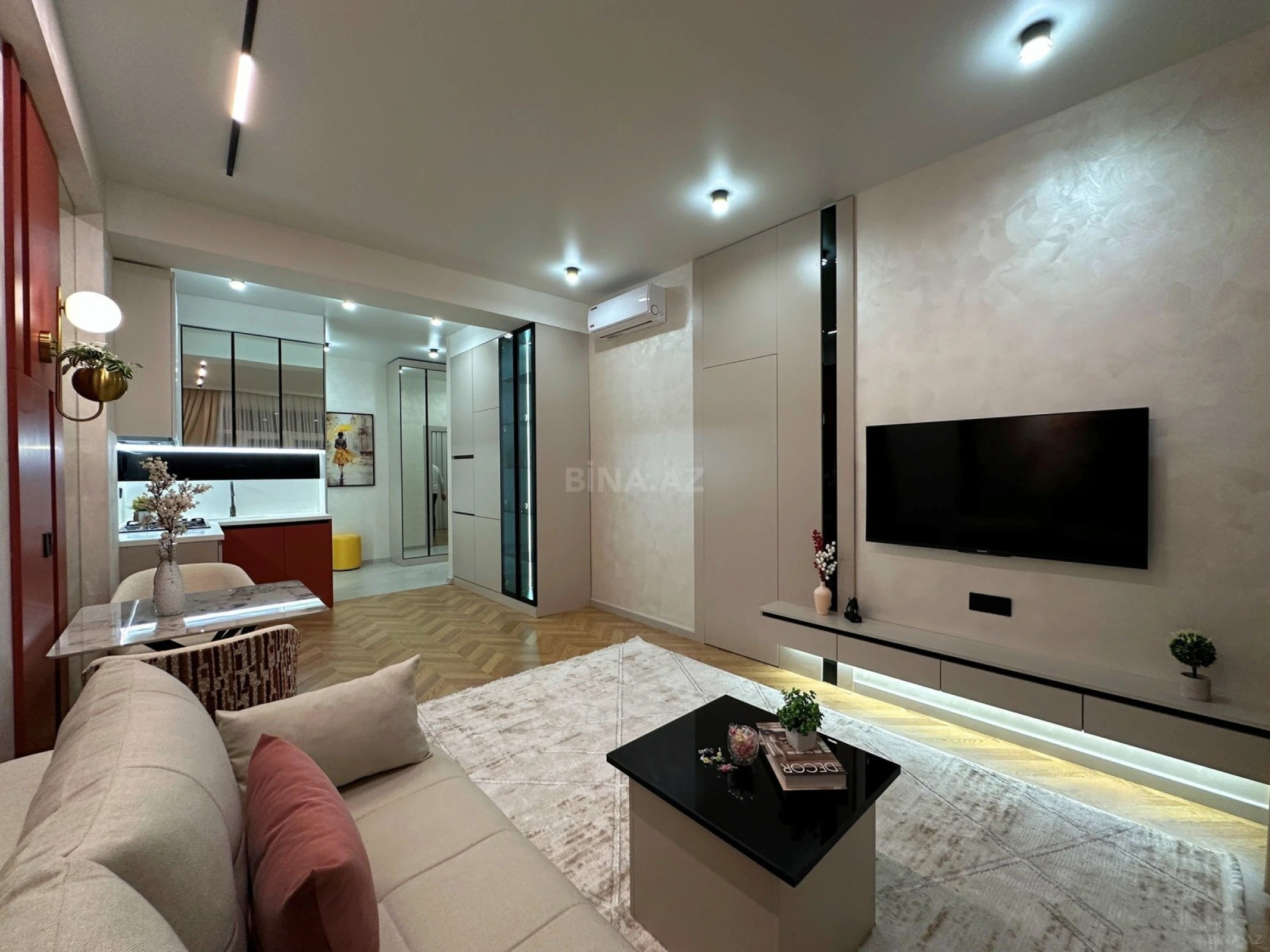 Satılır 3 otaqlı mənzil 70 m²