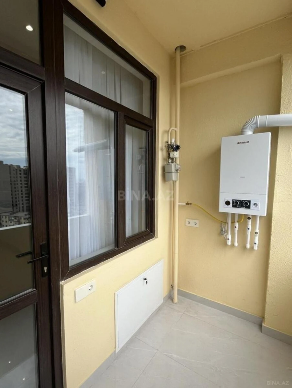 Satılır 2 otaqlı mənzil 65 m²