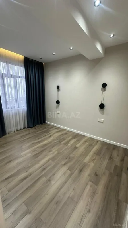 Satılır 2 otaqlı mənzil 65 m²