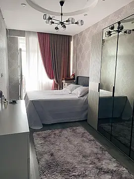 Satılır 2 otaqlı mənzil 61 m²