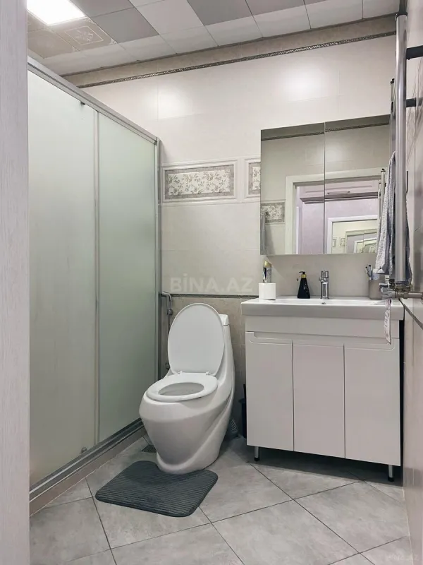 Satılır 2 otaqlı mənzil 61 m²