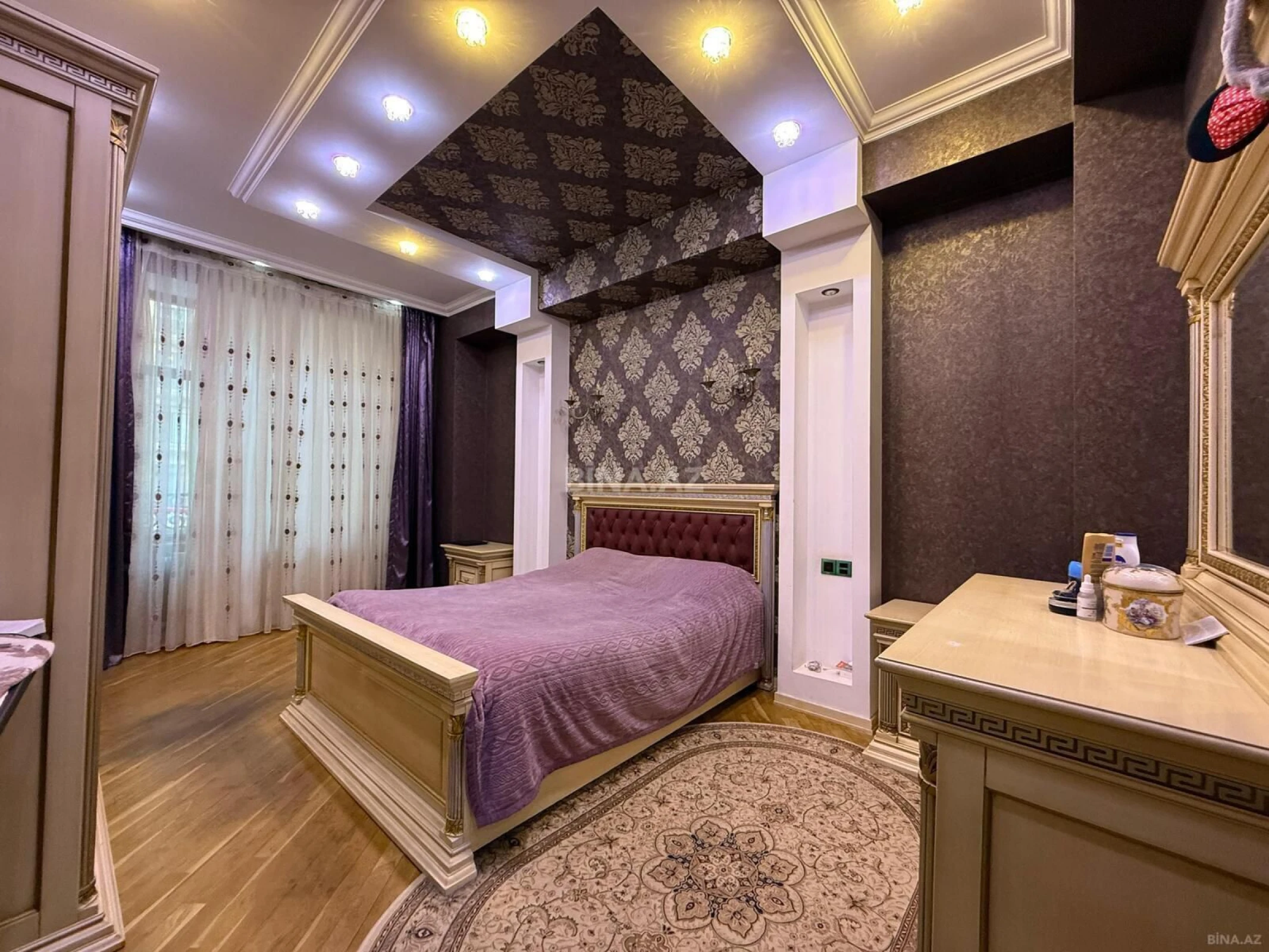 Satılır 3 otaqlı mənzil 125 m²