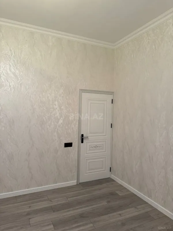 Satılır 7 otaqlı həyət evi 235 m²