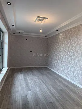 Satılır 7 otaqlı həyət evi 235 m²
