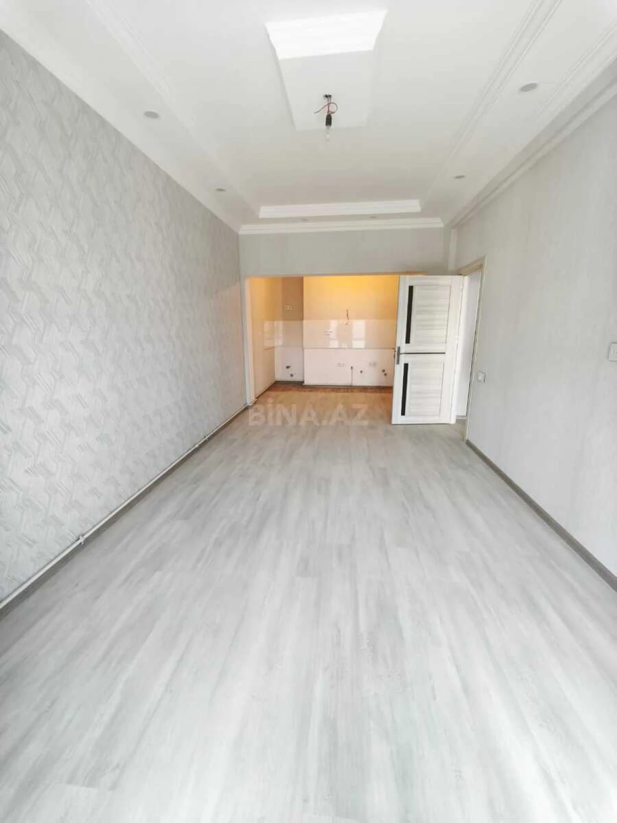 Satılır 2 otaqlı mənzil 62 m²