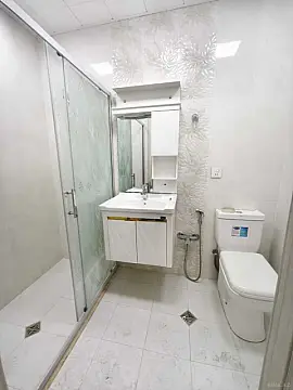 Satılır 2 otaqlı mənzil 62 m²
