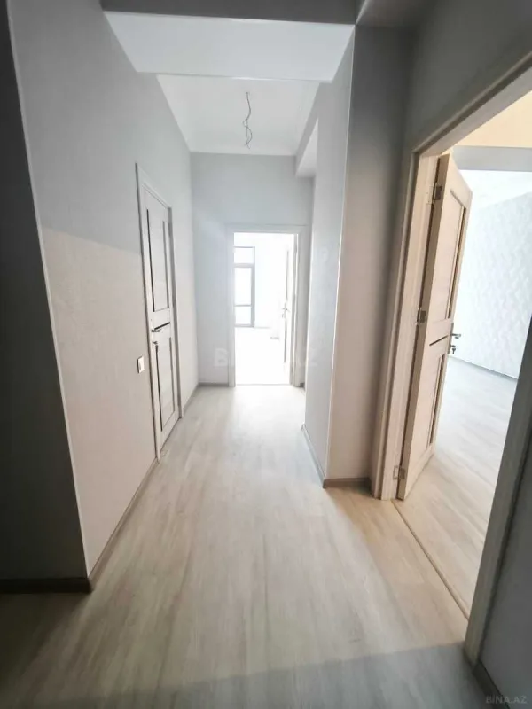 Satılır 2 otaqlı mənzil 62 m²