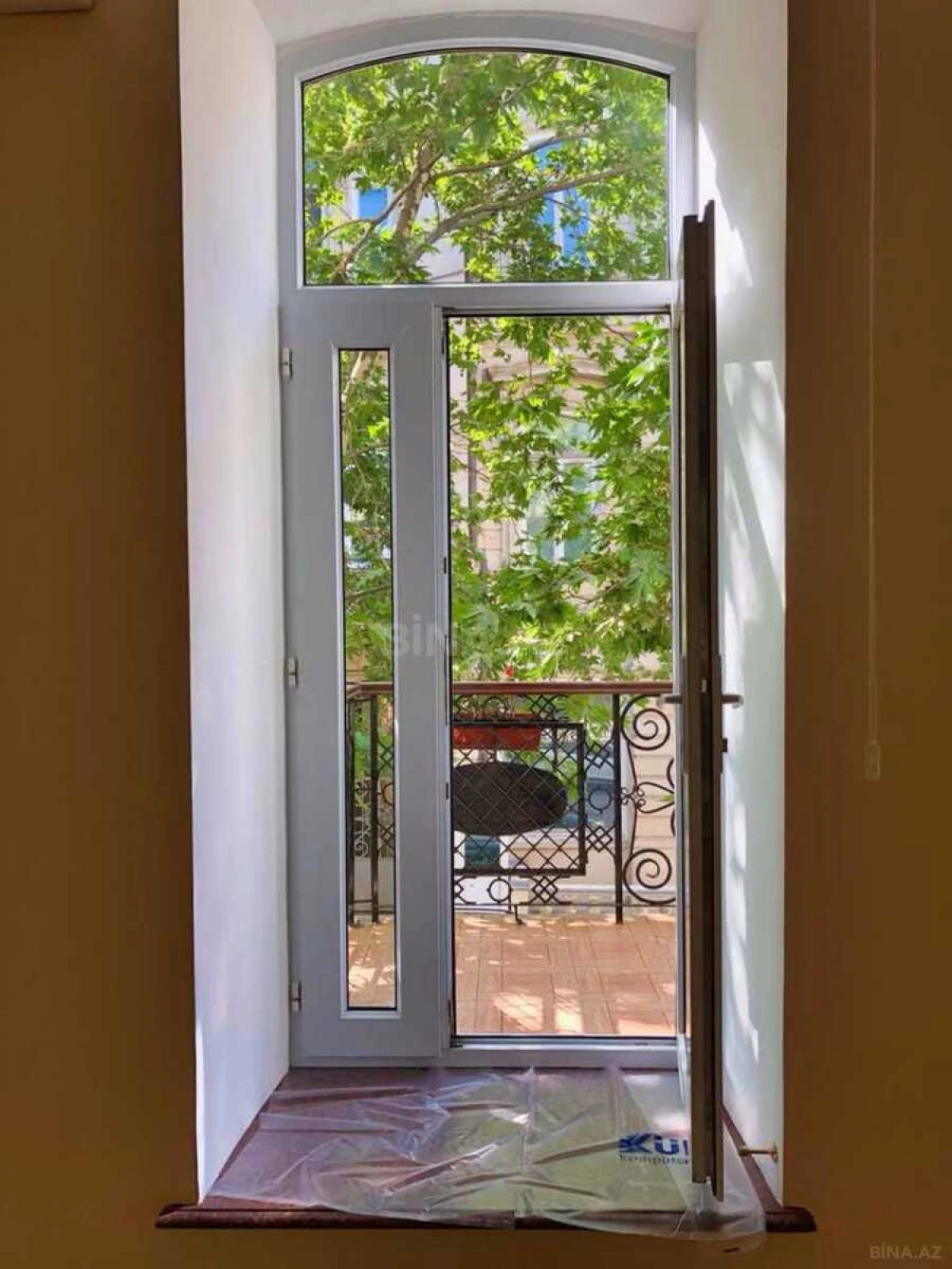 Kirayə verilir 3 otaqlı ofis 132 m²