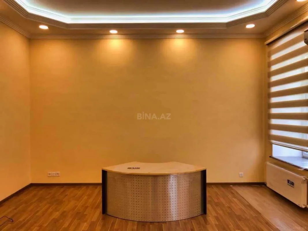 Kirayə verilir 3 otaqlı ofis 132 m²