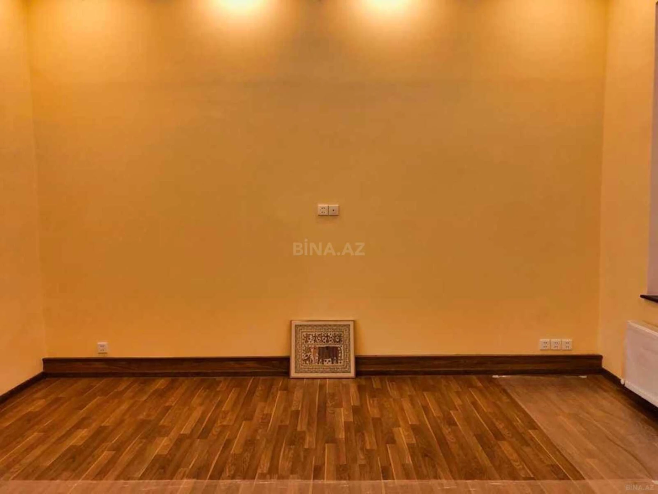 Kirayə verilir 3 otaqlı ofis 132 m²