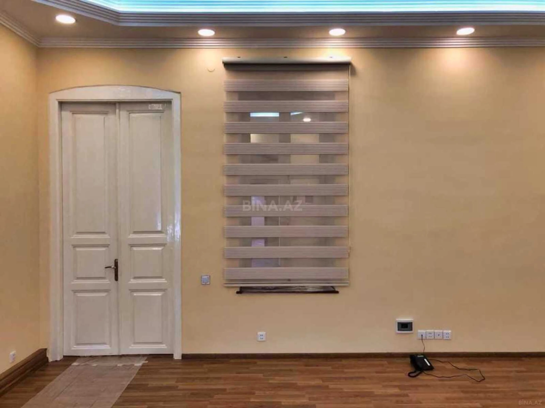 Kirayə verilir 3 otaqlı ofis 132 m²