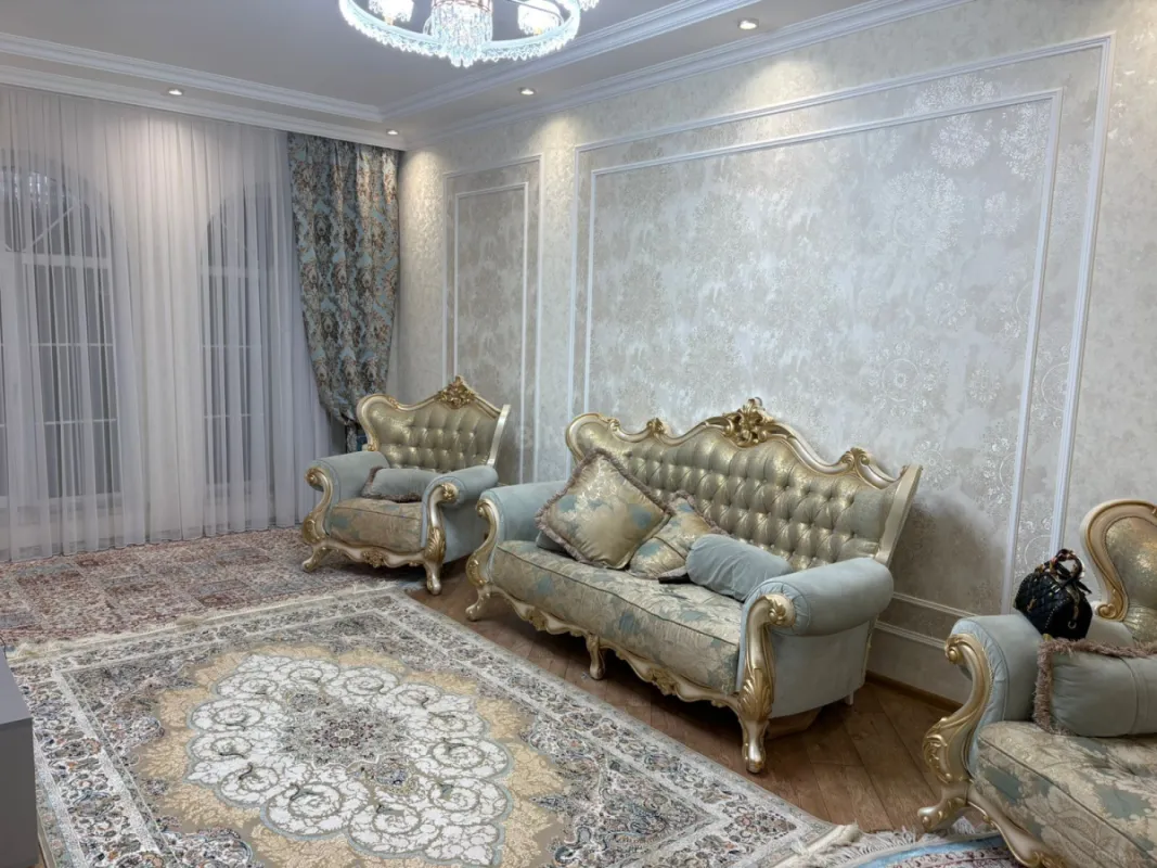 Satılır 4 otaqlı həyət evi 145 m²