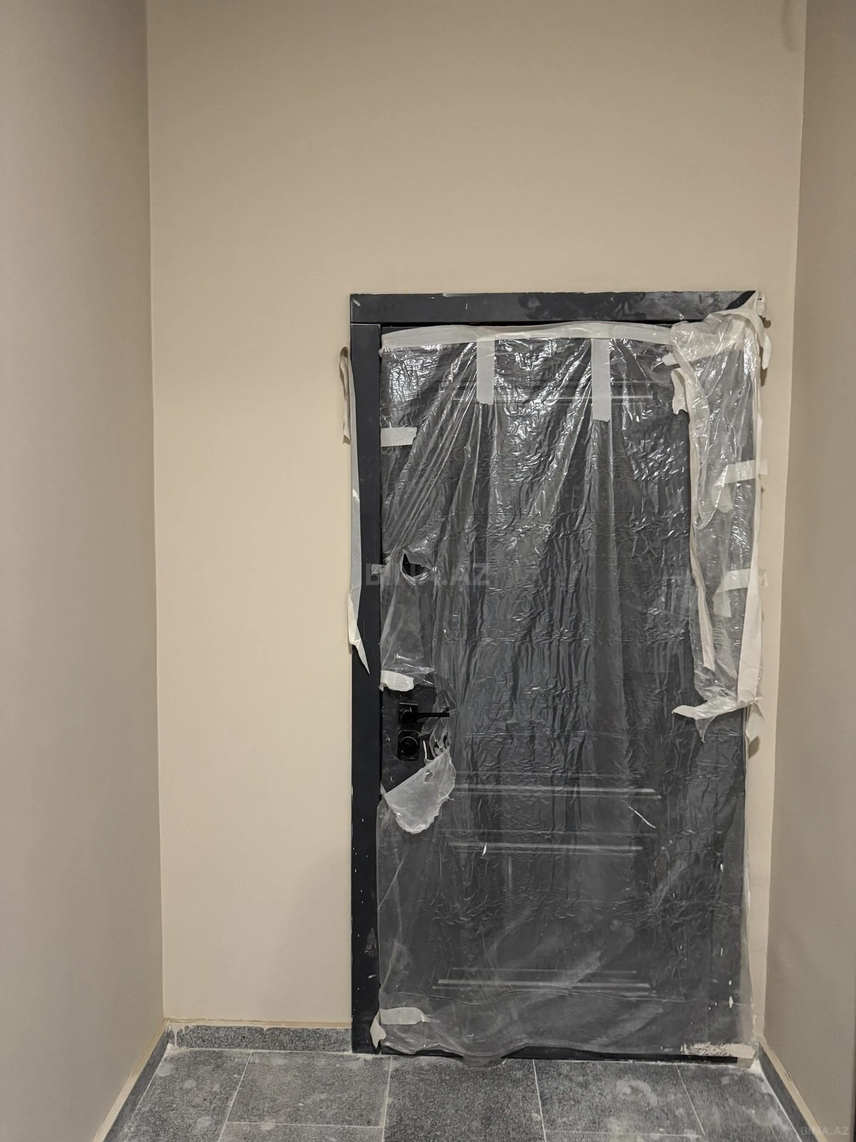 Satılır 3 otaqlı mənzil 81 m²