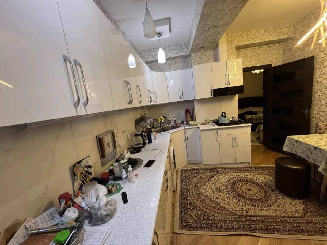 Satılır 3 otaqlı mənzil 86 m²