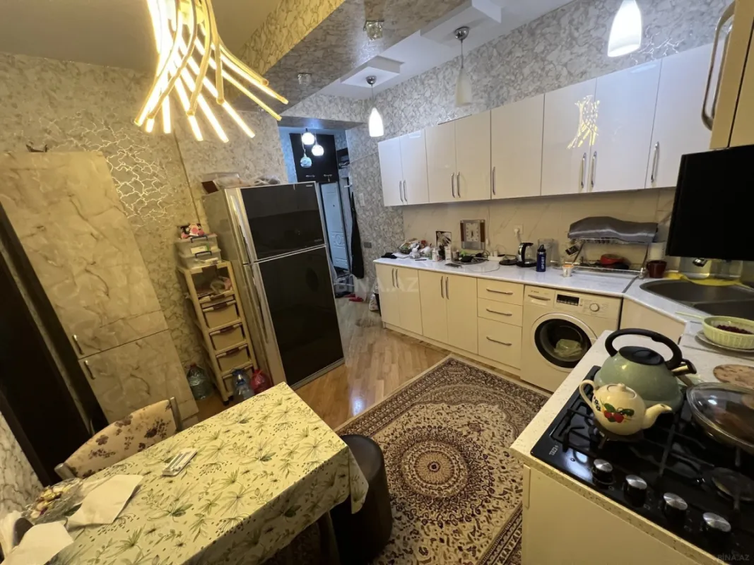 Satılır 3 otaqlı mənzil 86 m²
