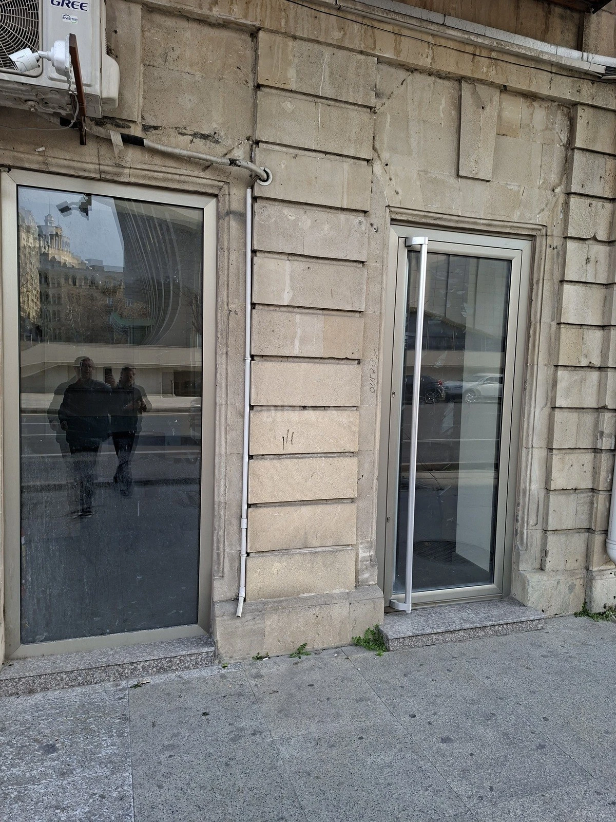 Kirayə verilir 2 otaqlı ofis 55 m²