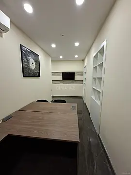 Kirayə verilir 2 otaqlı ofis 55 m²