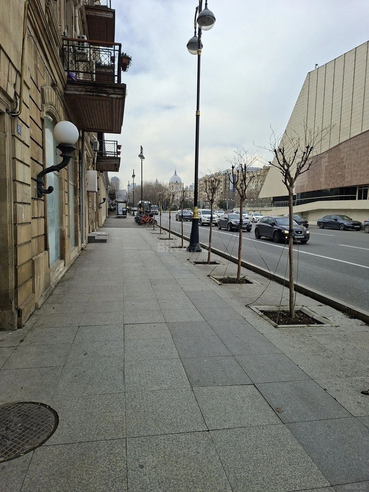 Kirayə verilir 2 otaqlı ofis 55 m²