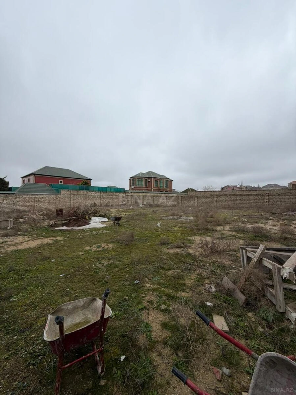 Satılır torpaq sahəsi 10 m²