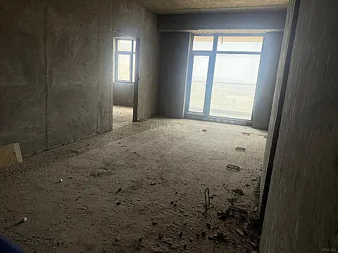 Satılır 3 otaqlı mənzil 159.3 m²