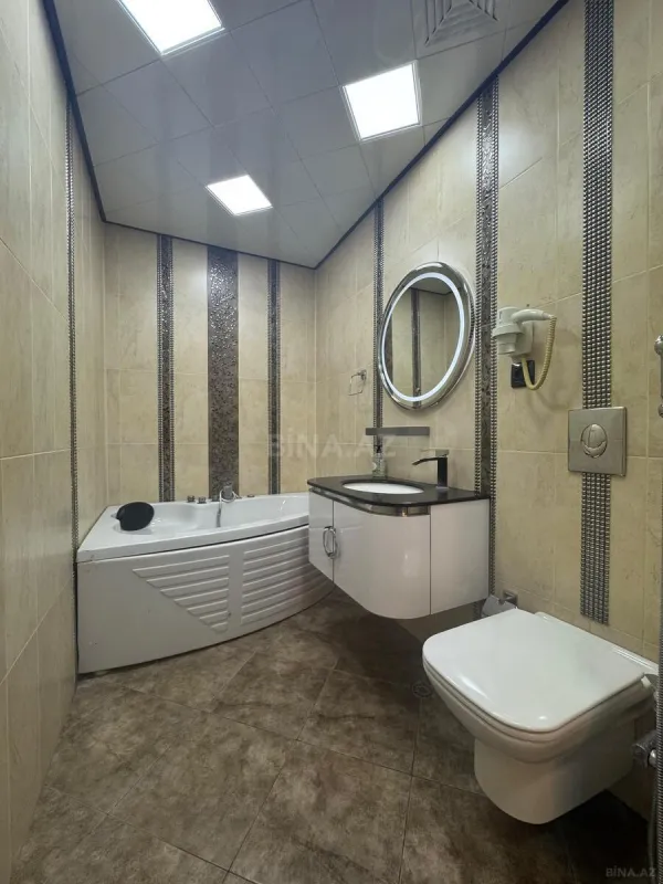 Kirayə verilir 3 otaqlı mənzil 150 m²