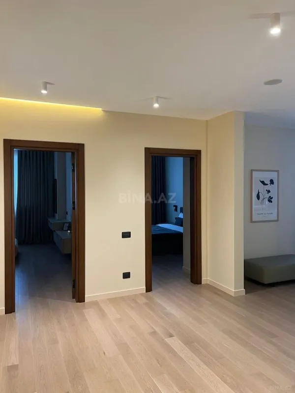 Kirayə verilir 3 otaqlı mənzil 120 m²