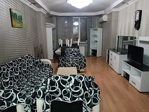 Satılır 3 otaqlı mənzil 90 m²