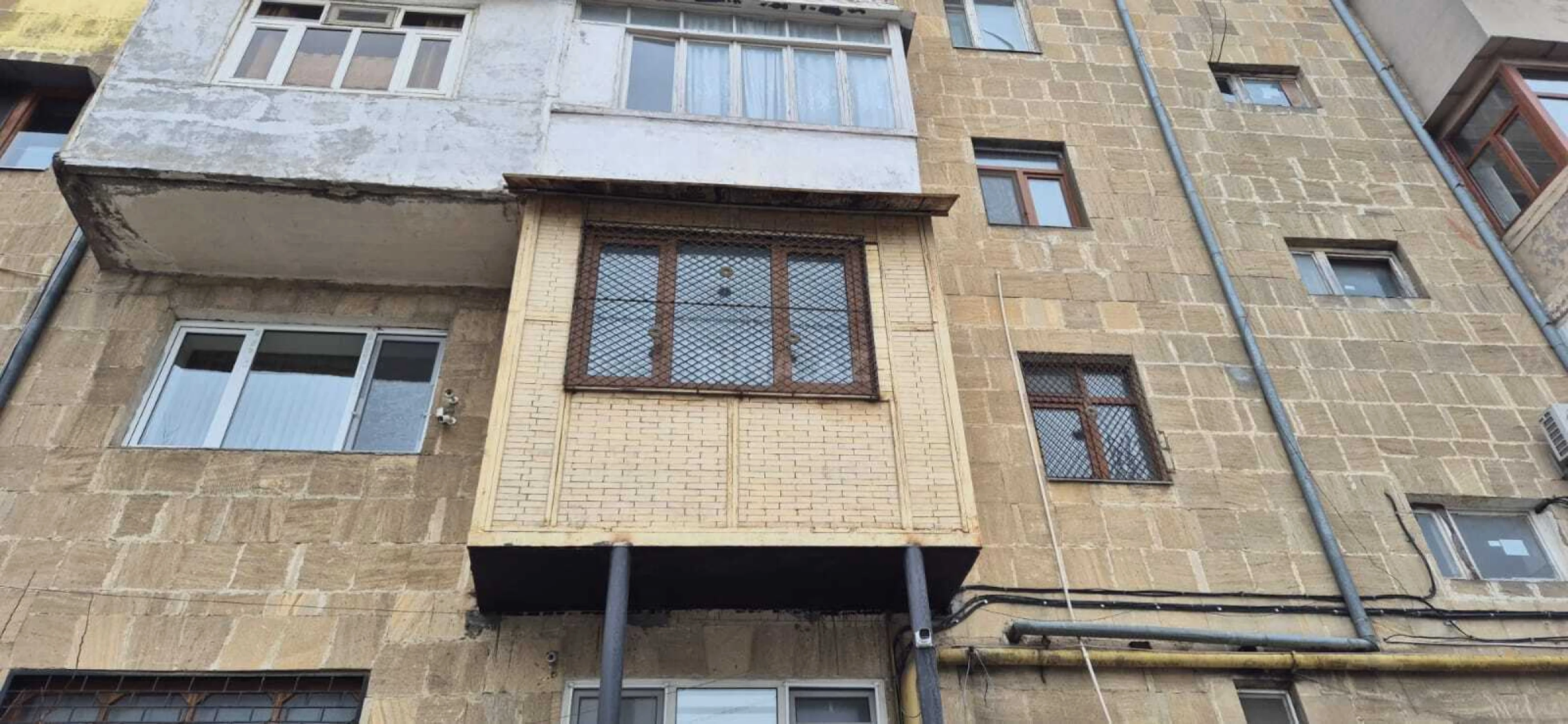 Satılır 3 otaqlı mənzil 80 m²