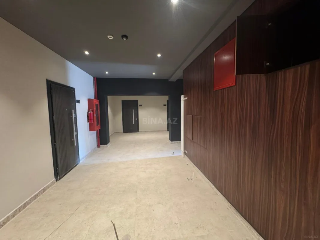 Satılır 3 otaqlı mənzil 127 m²
