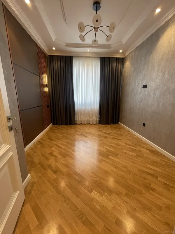 Satılır 3 otaqlı mənzil 88 m²