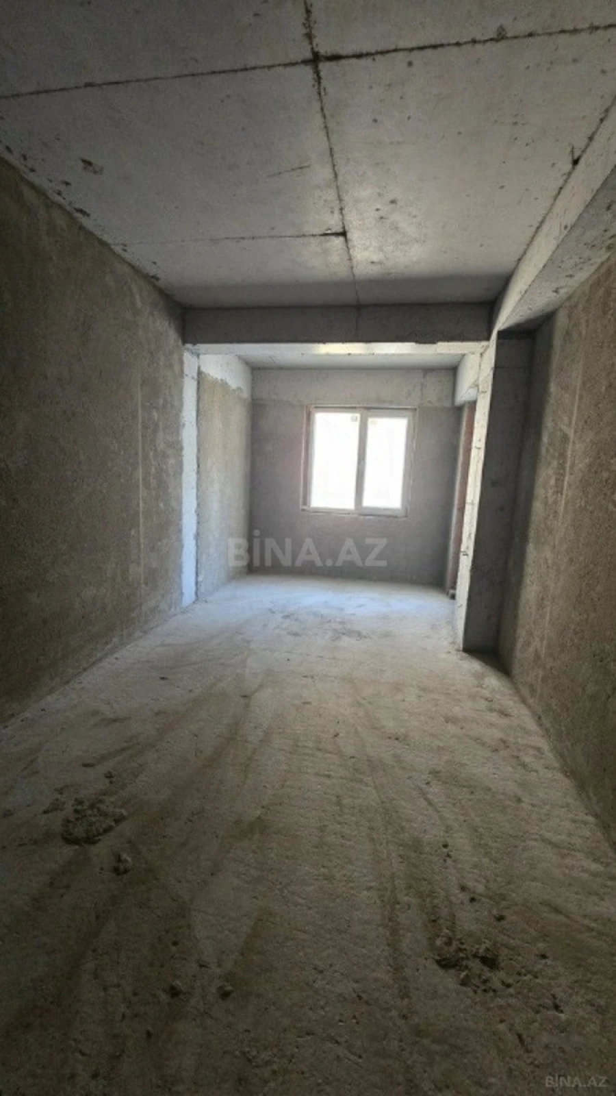 Satılır 4 otaqlı mənzil 192.5 m²
