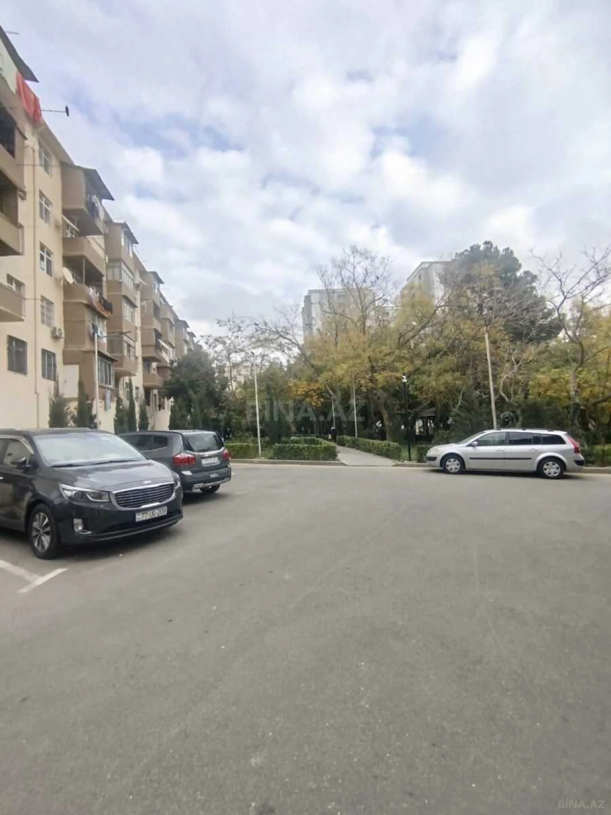 Satılır 1 otaqlı mənzil 35 m²