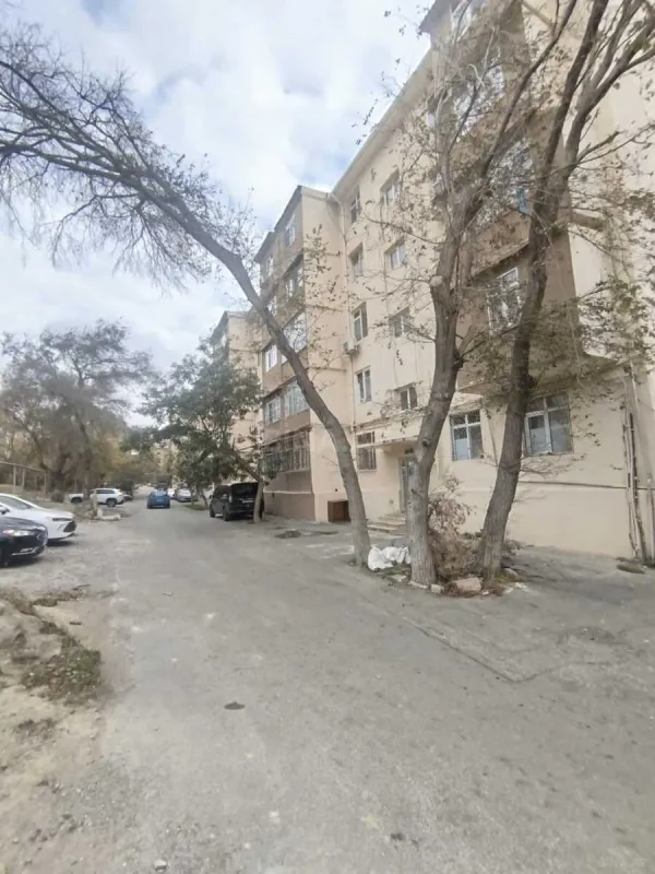 Satılır 1 otaqlı mənzil 35 m²