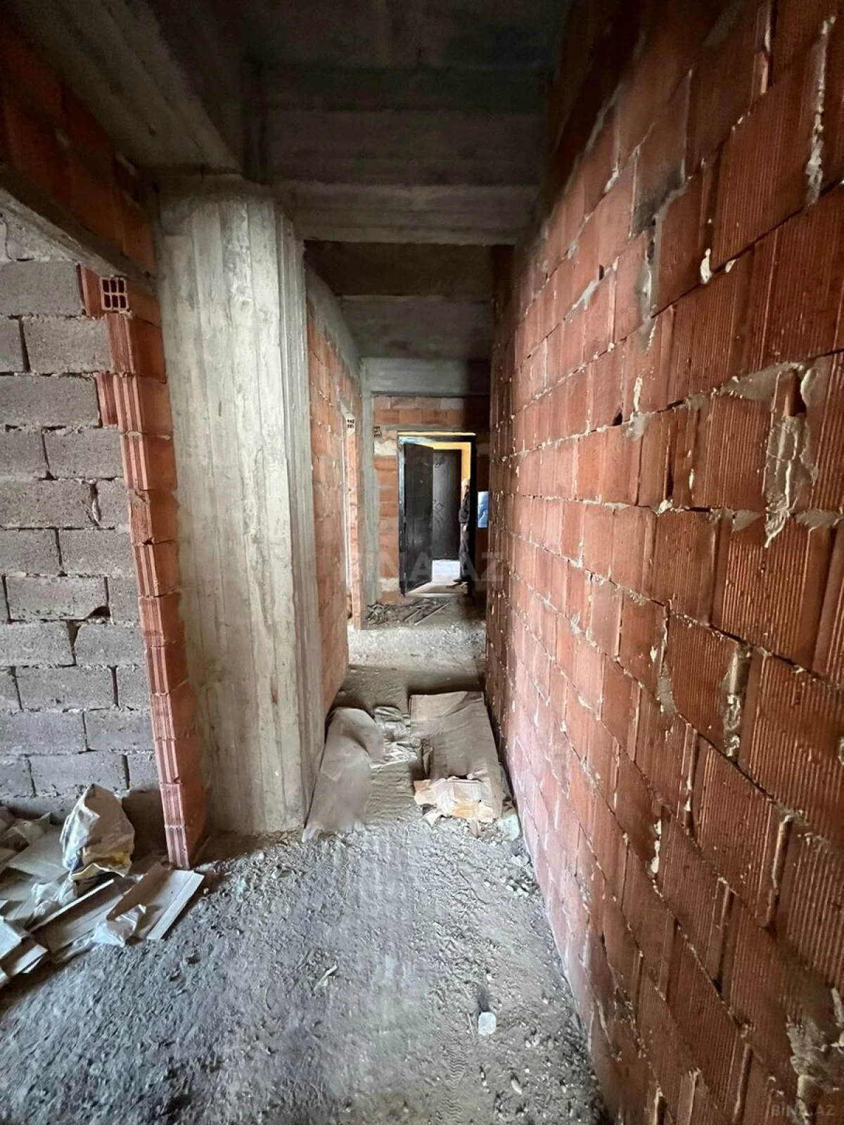 Satılır 1 otaqlı mənzil 35 m²