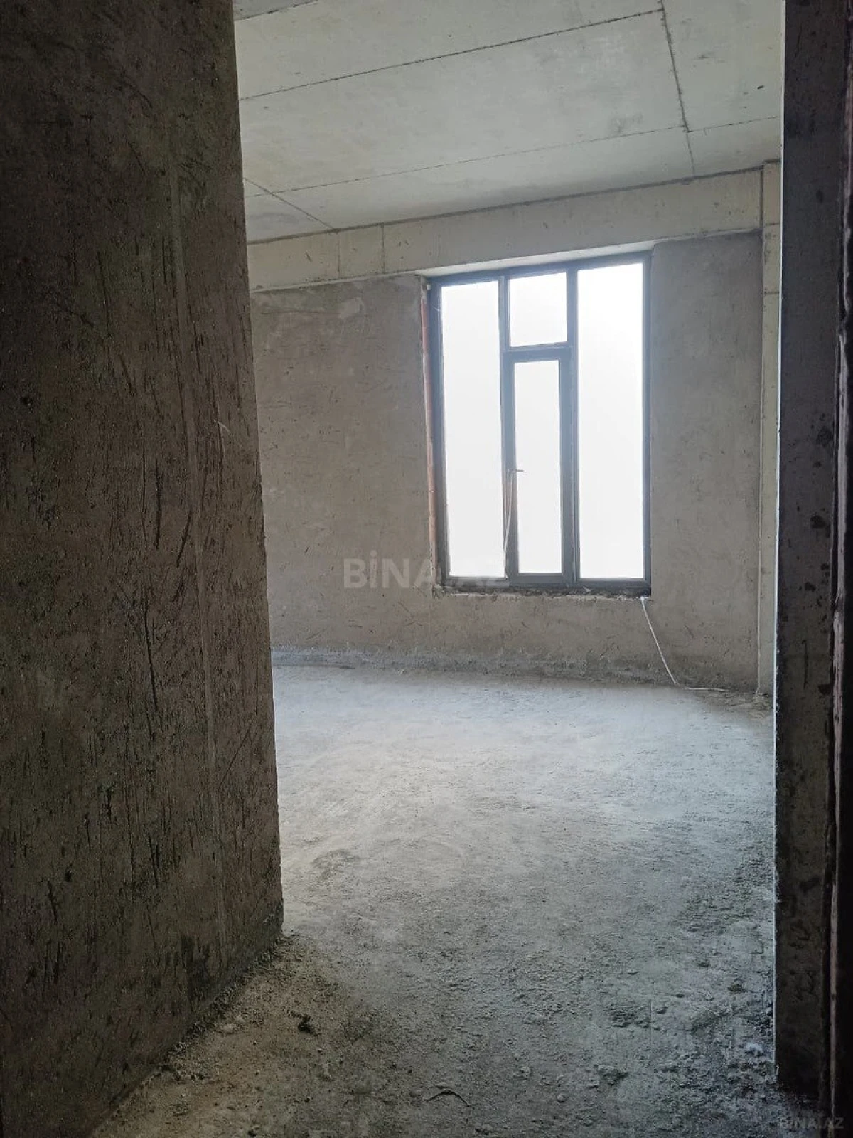 Satılır 3 otaqlı mənzil 119 m²