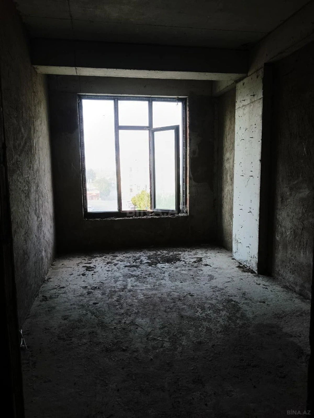 Satılır 3 otaqlı mənzil 119 m²