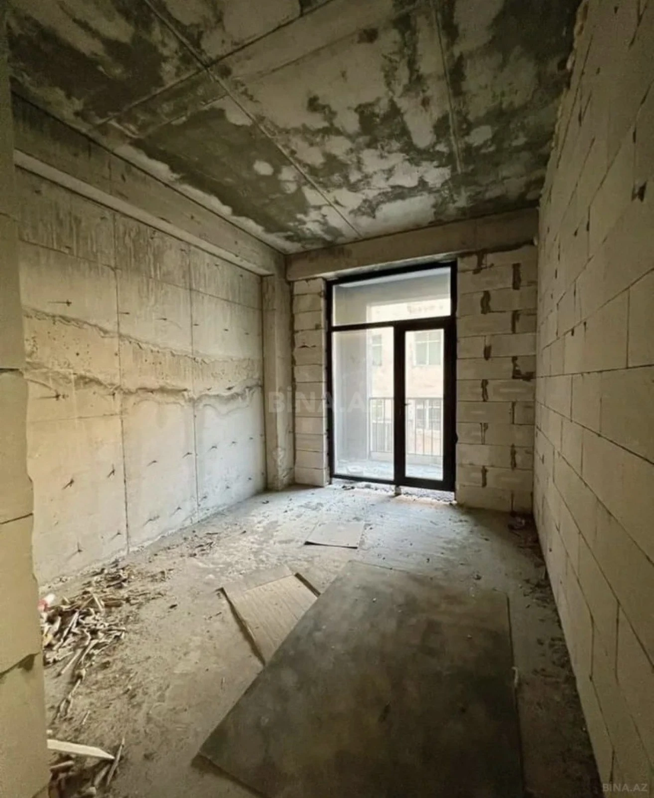 Satılır 3 otaqlı mənzil 113 m²