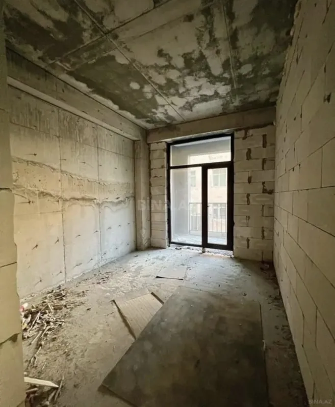 Satılır 3 otaqlı mənzil 113 m²