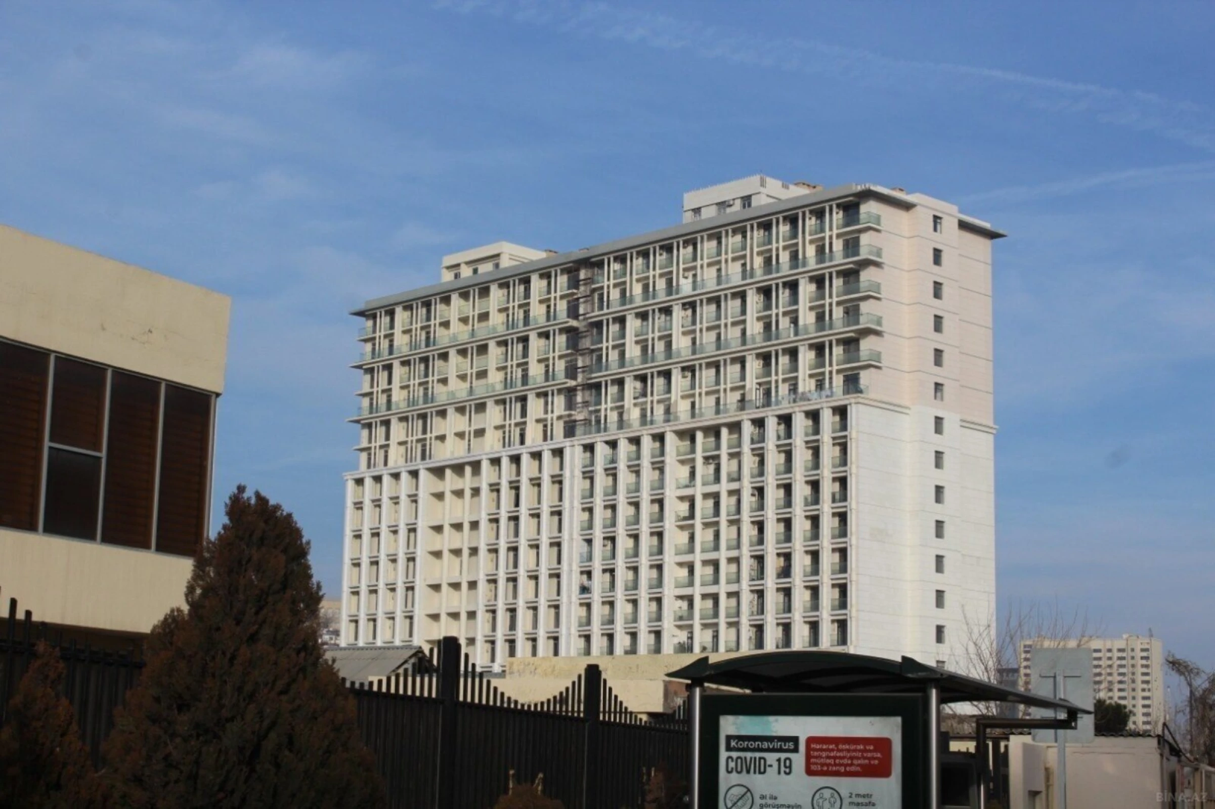 Satılır 3 otaqlı mənzil 160 m²