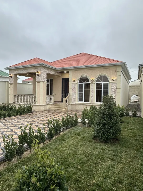 Satılır 3 otaqlı həyət evi 125 m²