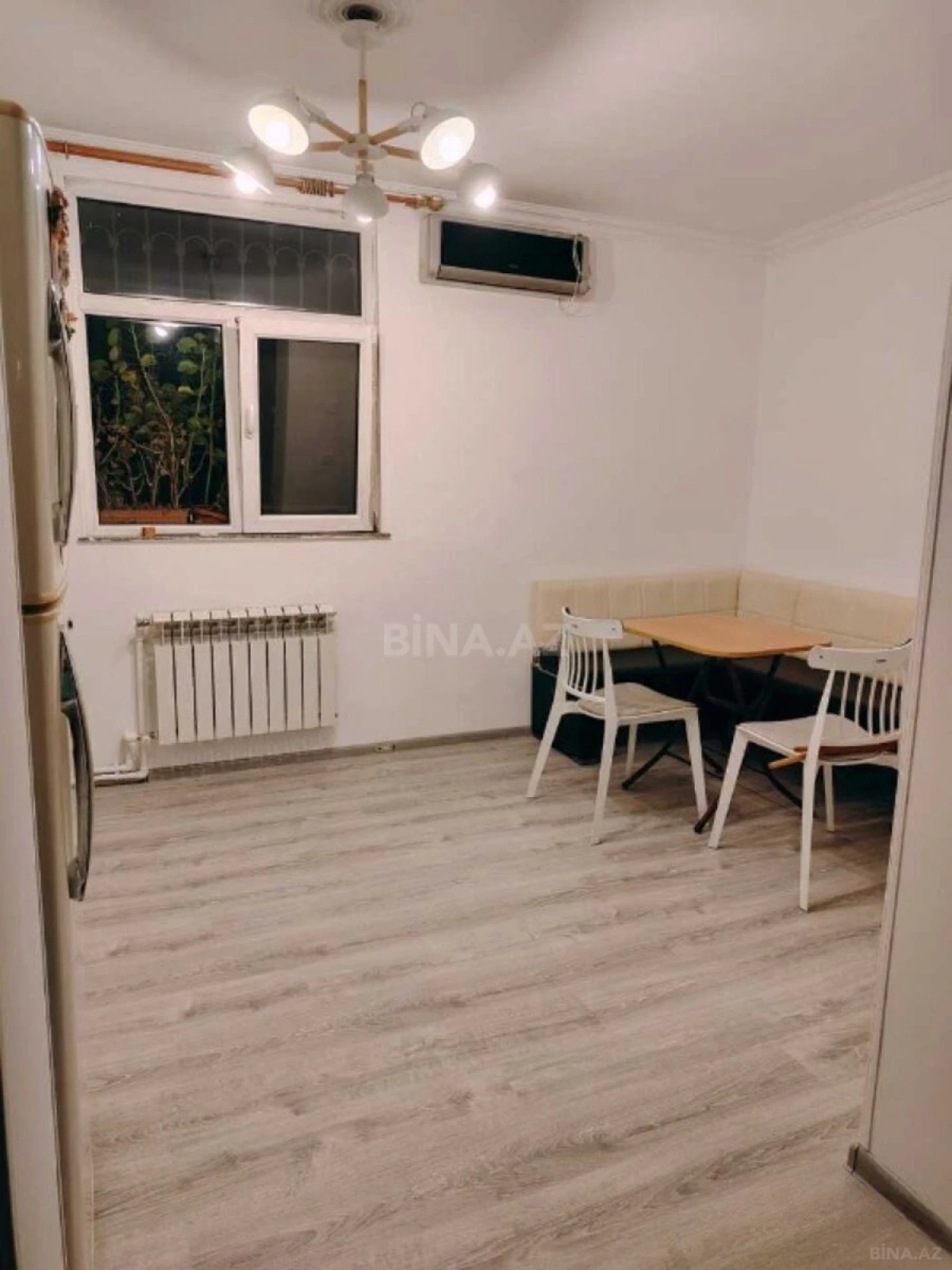 Satılır 5 otaqlı mənzil 117 m²