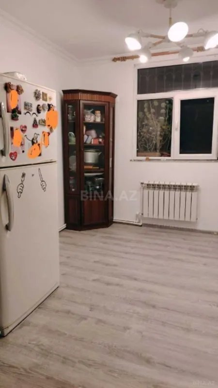 Satılır 5 otaqlı mənzil 117 m²