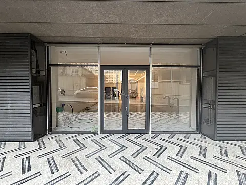 Kirayə verilir obyekt 105 m²