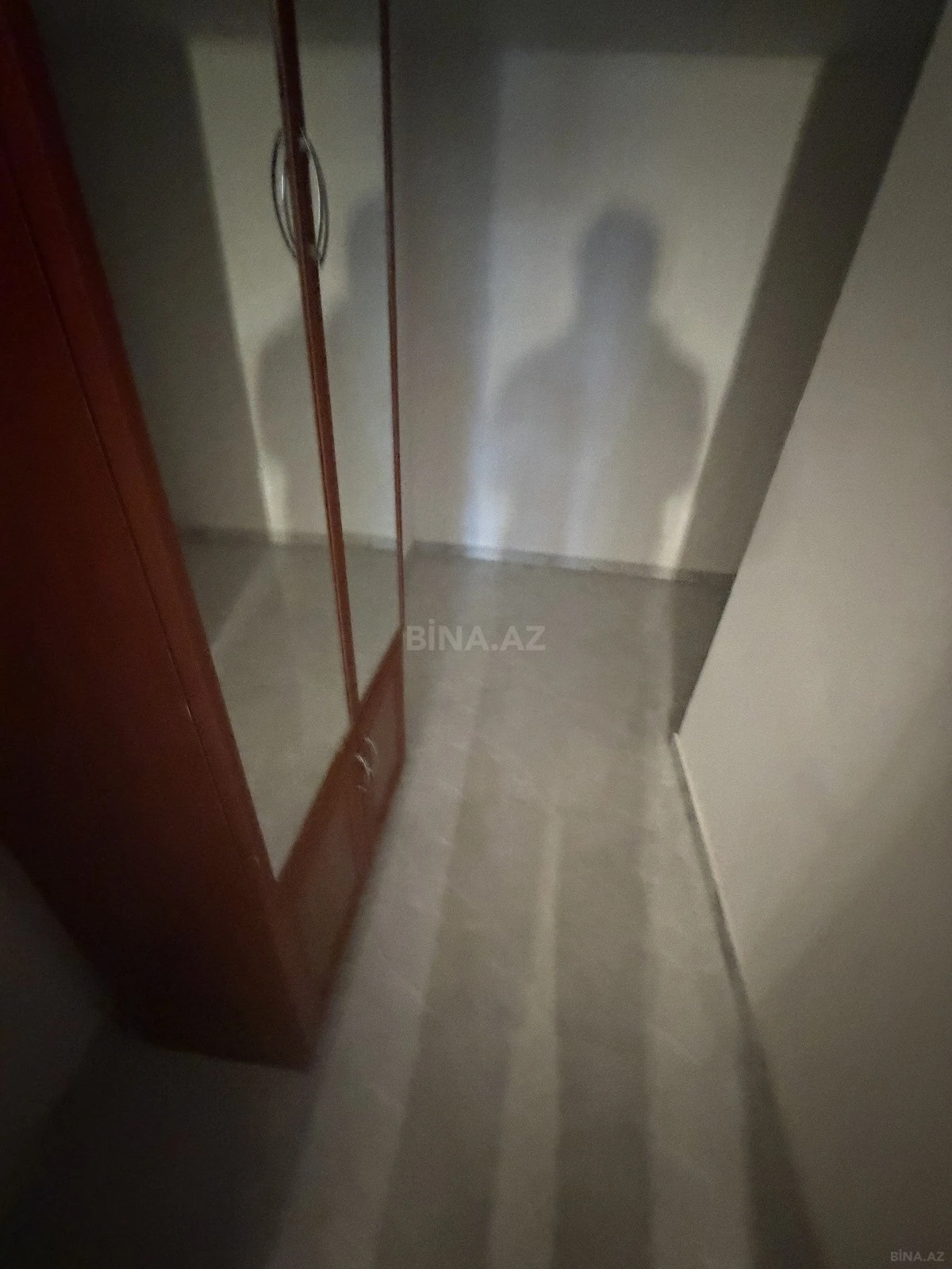 Kirayə verilir obyekt 105 m²