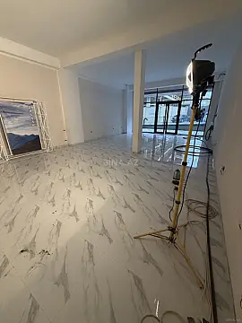 Kirayə verilir obyekt 105 m²